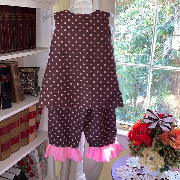 Girls Boutique Pink Polka Dot Monogram J Ruffle Pants Set With Custom Bow - Picture 4 of 8